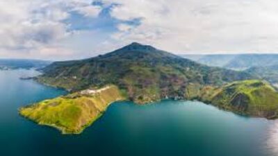 10 Tempat Wisata yang Terkenal di Sumatera Utara